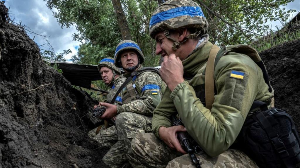 Ukrainian servicemen ib the Sumy region