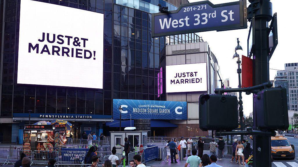 A sign saying JUST&T MARRIED outside Madison Square Garden.