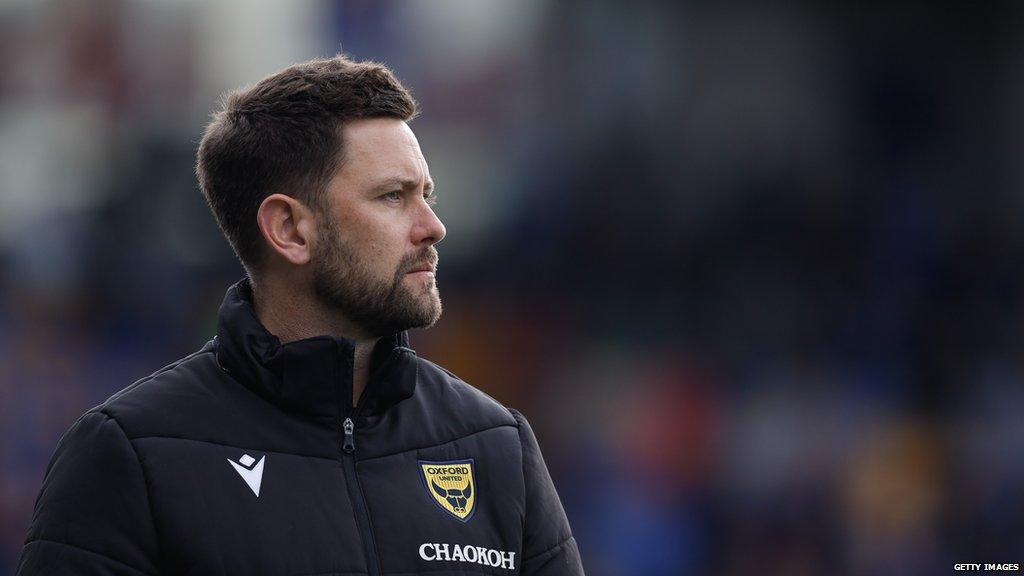 Oxford United head coach Des Buckingham