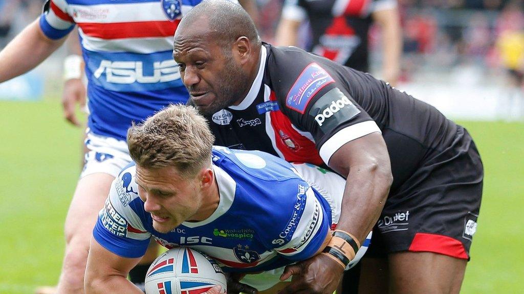 Wakefield's Jacob Miller (left) and Salford's Rob Lui both got on the scoresheet at the AJ Bell Stadium