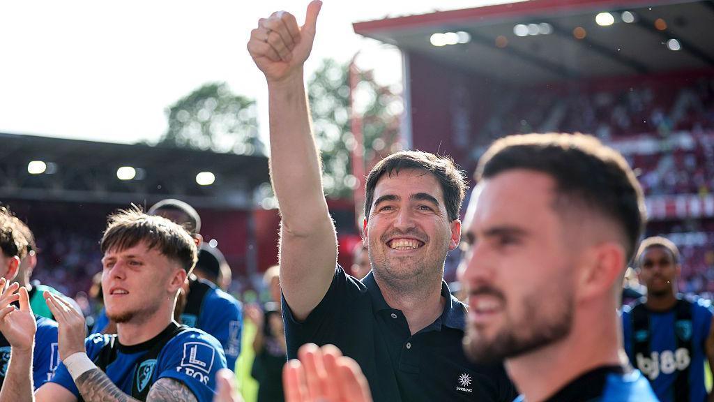 Head Coach Andoni Iraola of Bournemouth in his last game in charge 