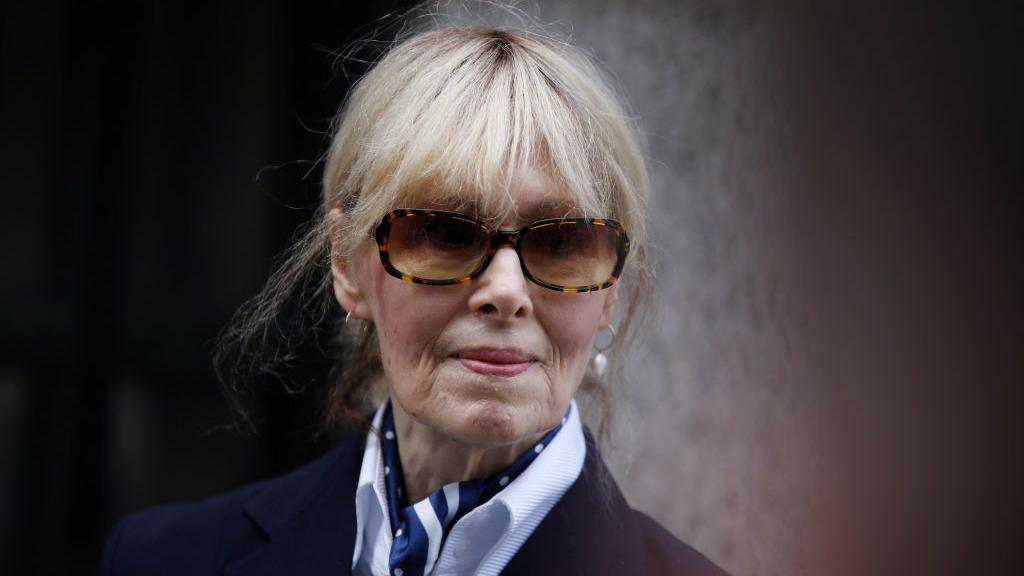 E Jean Carroll outside court