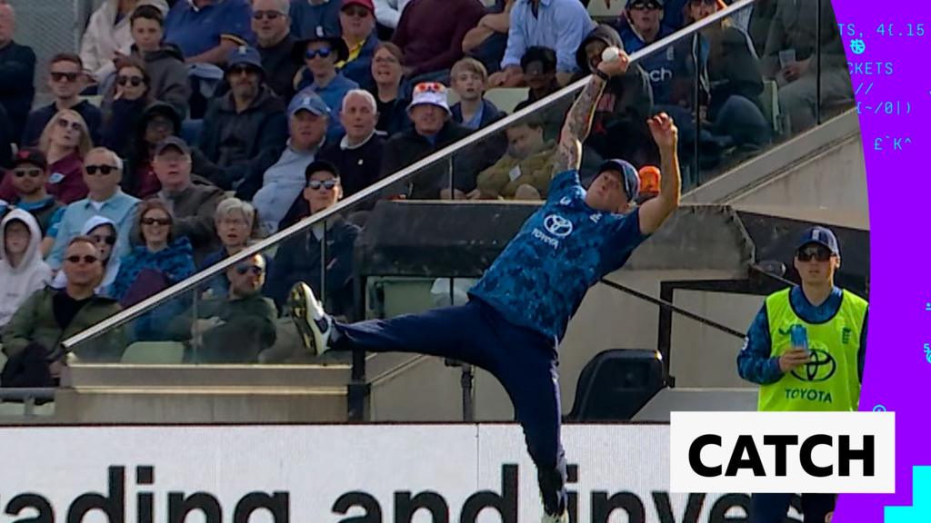 Carse's 'superb' one-handed catch shocks bowler Mahmood