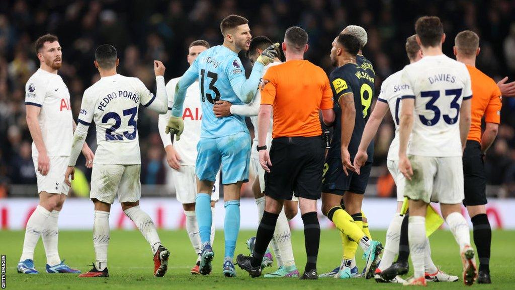 The disagreement between Spurs keeper Guglielmo Vicario and Newcastle striker Callum Wilson continued after the final whistle