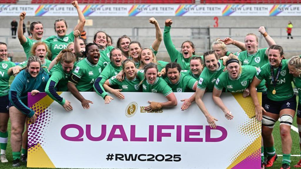 Ireland women celebrate qualifying for World Cup