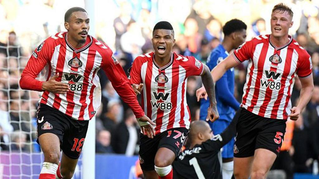 Sunderland celebrating their winner against Chelsea
