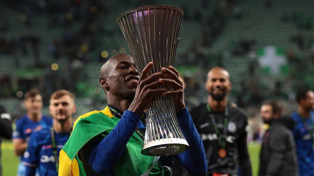 Nicolas Jackson with the Conference League trophy