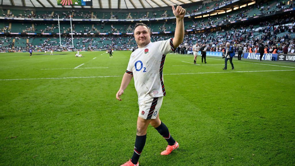 Jamie George gives a thumbs up to the crowd