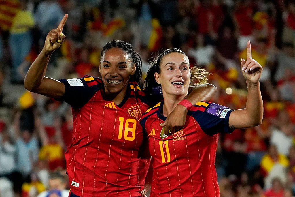 Alexia Putellas celebrates scoring for Spain