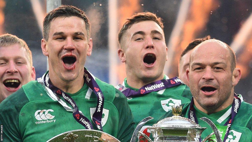 Johnny Sexton and Rory Best celebrate winning the Grand Slam at Twickenham in 2018