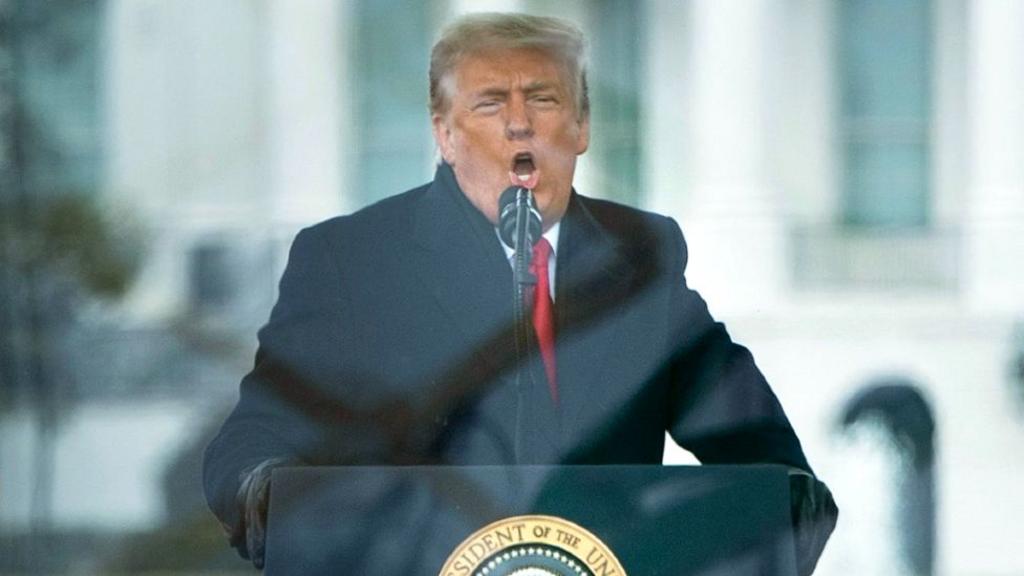 Депутаты требуют от BBC объяснений по поводу отредактированной речи Трампа