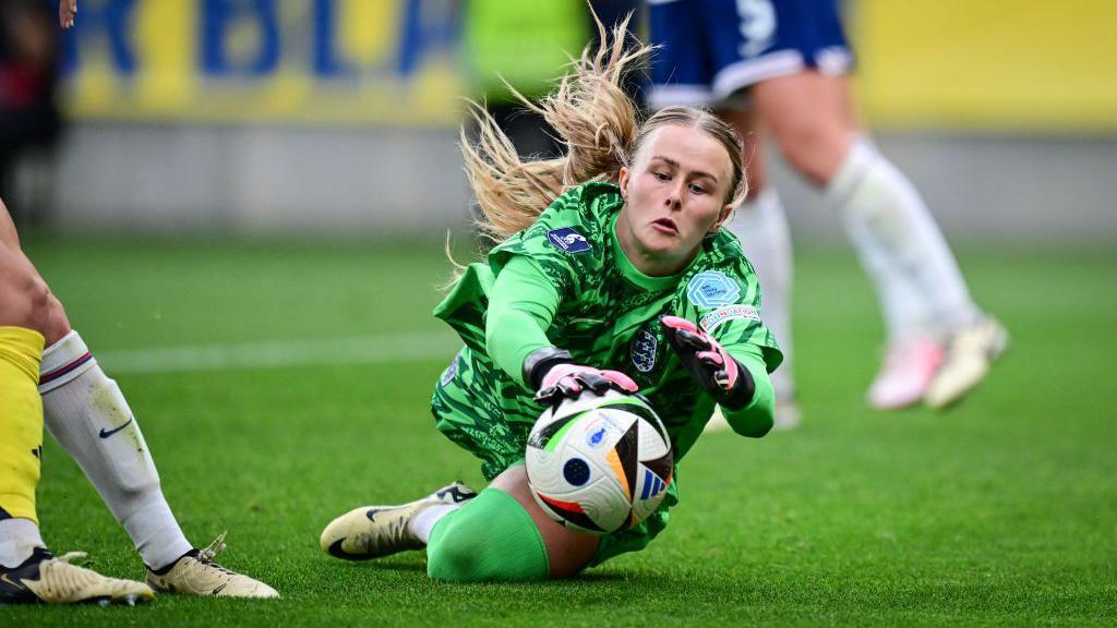 England goalkeeper Hannah Hampton