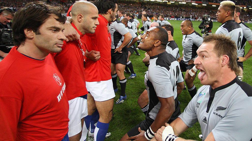 France toe to toe with the haka