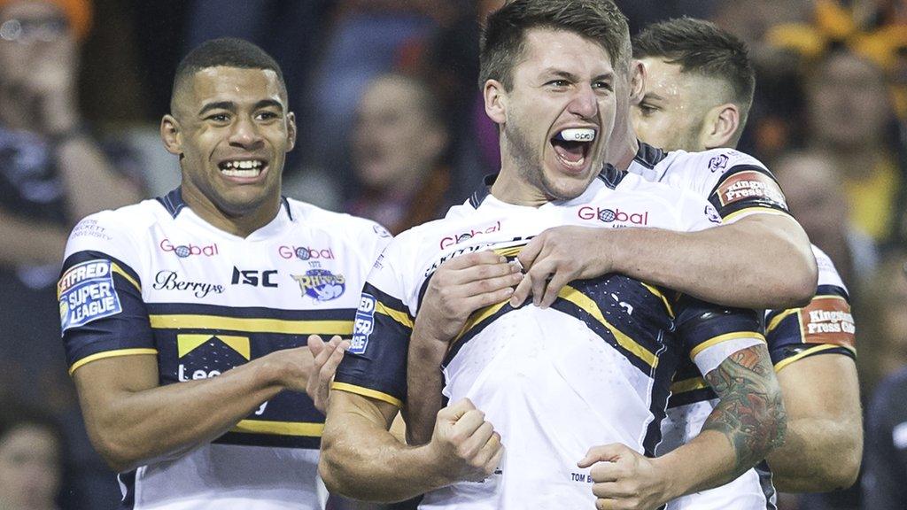 Leeds Rhinos celebrate a try