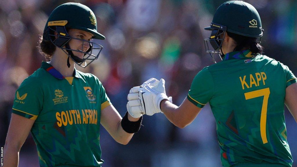 Laura Wolvaardt (left) batting with Marizanne Kapp for South Africa