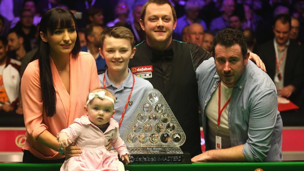 Mark Allen celebrates victory