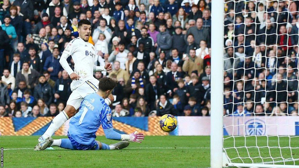 Joel Piroe of Leeds United scores a goal to make it 2-0