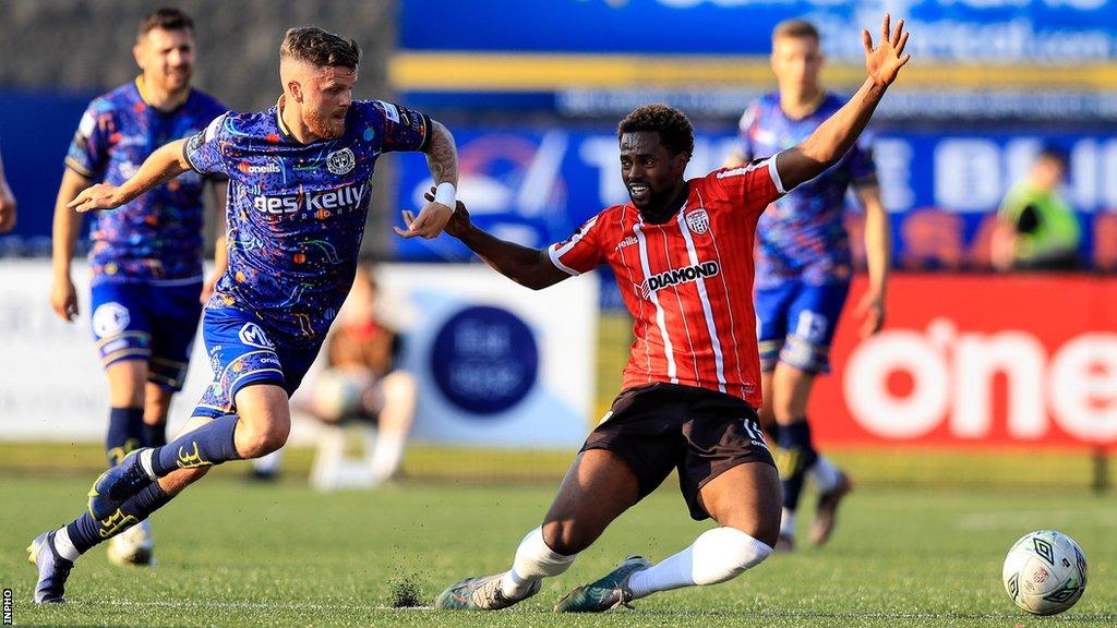 Derry City's Sadou Diallo battles with Bohemians' Adam McDonnell at the Brandywell