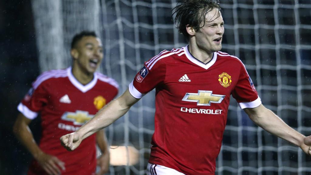 Daley Blind celebrates