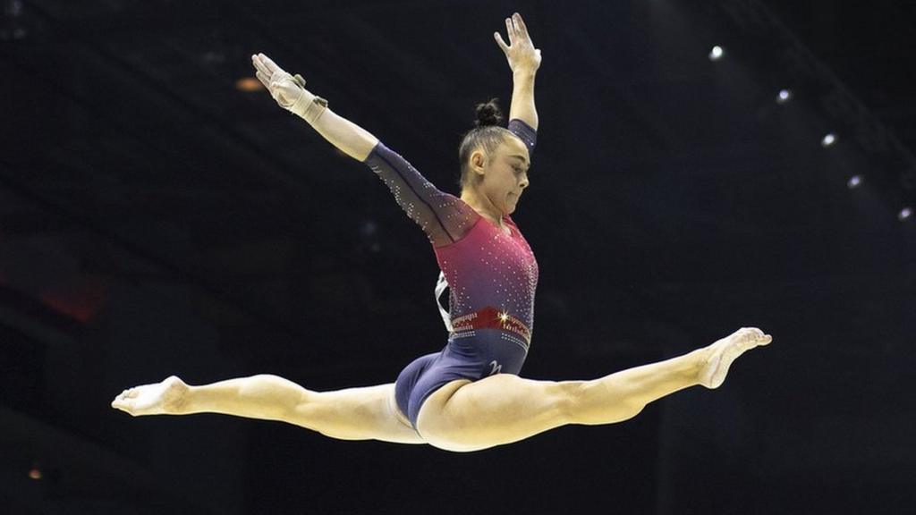 Jessica Gadirova of Great Britain performs her balance beam routine