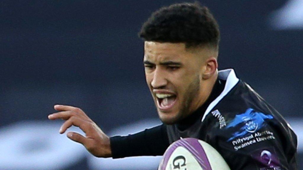 Keelan Giles