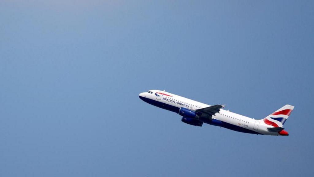 British Airways flight called mayday on approach to Heathrow