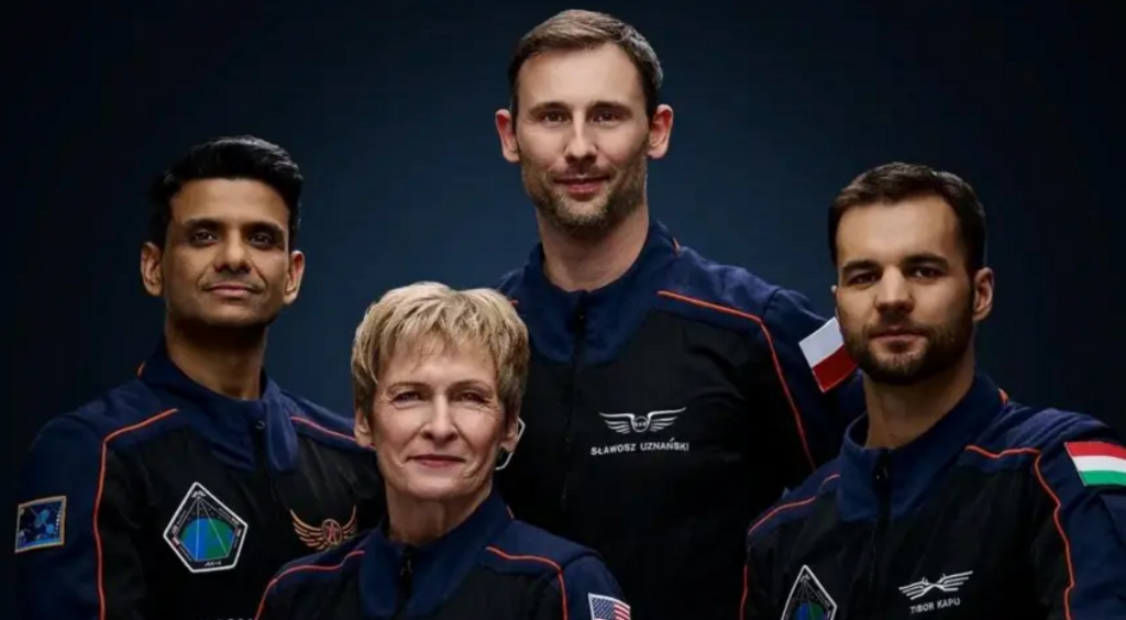 Shubhanshu Shukla, Peggy Whitson, Slawosz Uznanski-Wisniewski and Tibor Kapu