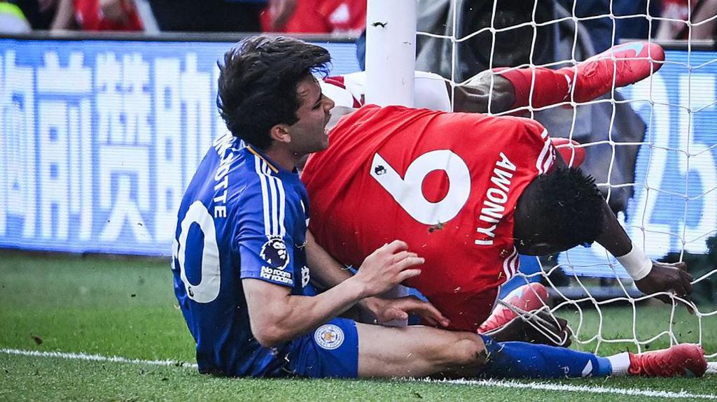 Nottingham Forest's Taiwo Awoniyi collides with a post in the game against Leicester City