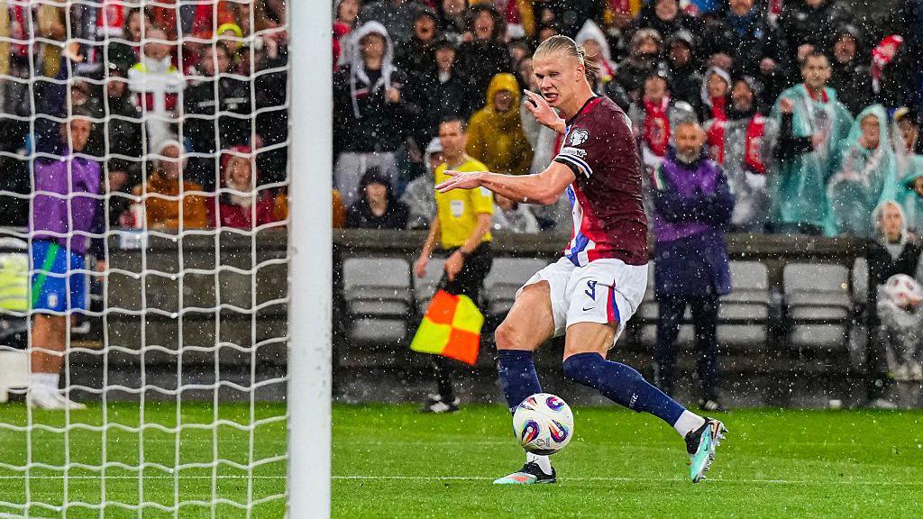 Erling Haaland scoring for Norway against Italy