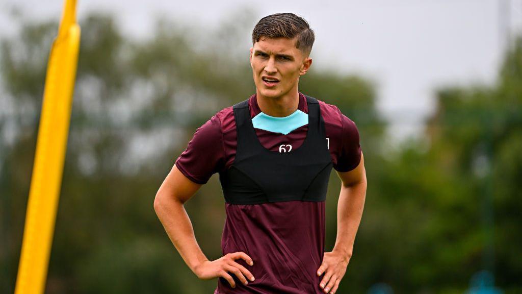 'We have such high hopes for him' - new deal for young midfielder