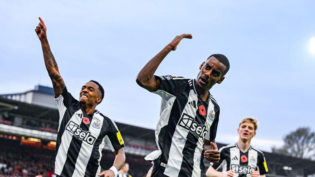 Alexander Isak centre celebrates after scoring the equaliser against Forest