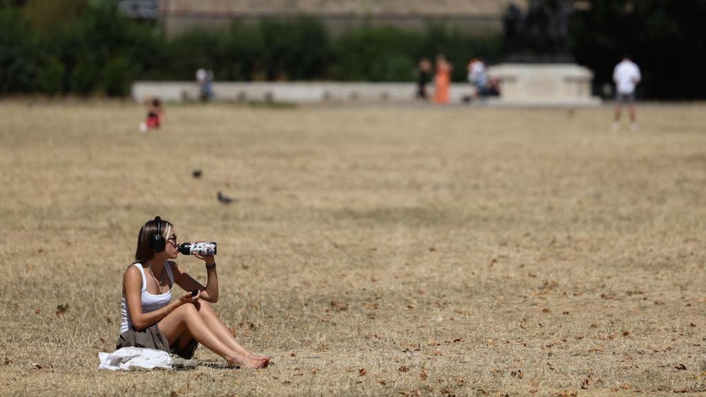 Temperatures to drop briefly ahead of potential new UK heatwave