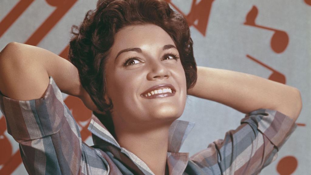 Connie Francis, Iconic ‘Pretty Little Baby’ Vocalist, Passes Away at 87