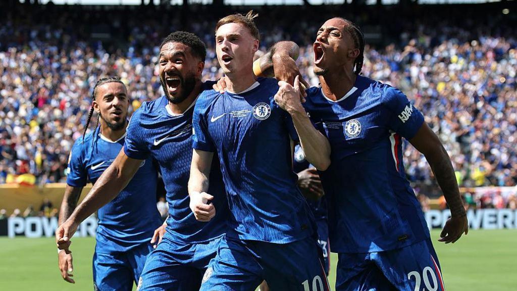 Chelsea players celebrate a Club World Cup goal