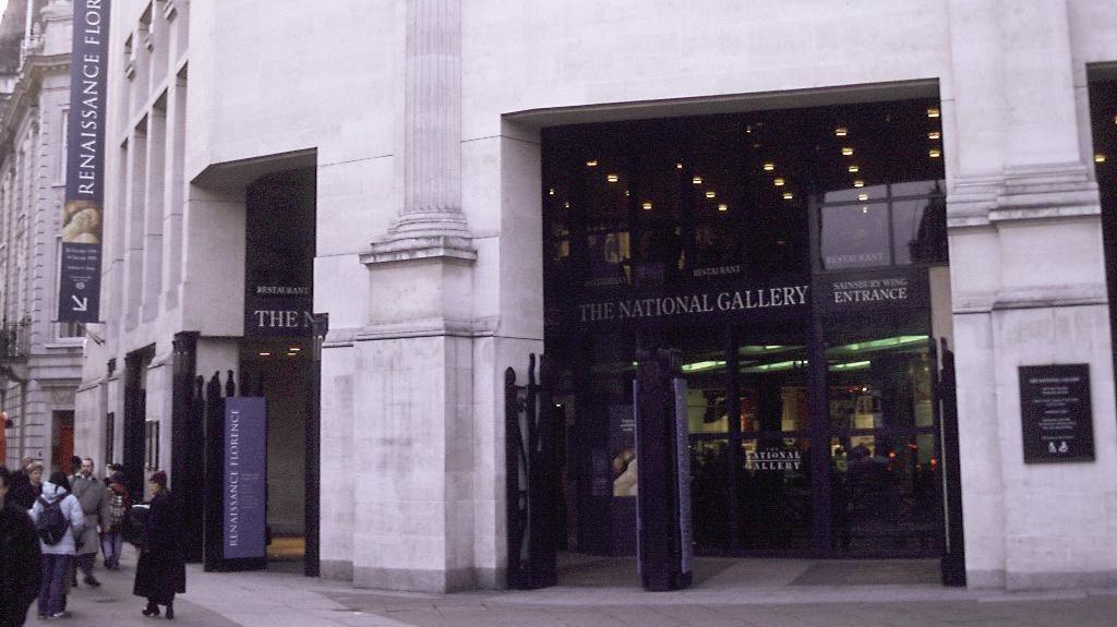 The Sainsbury Wing of the National Gallery, in January 2000