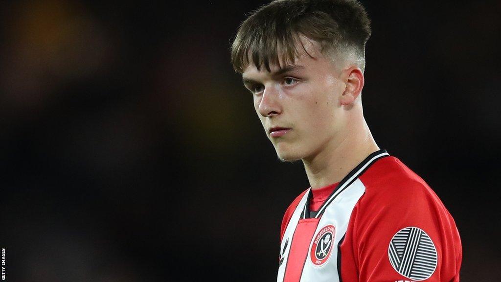 Louie Marsh in action for Sheffield United