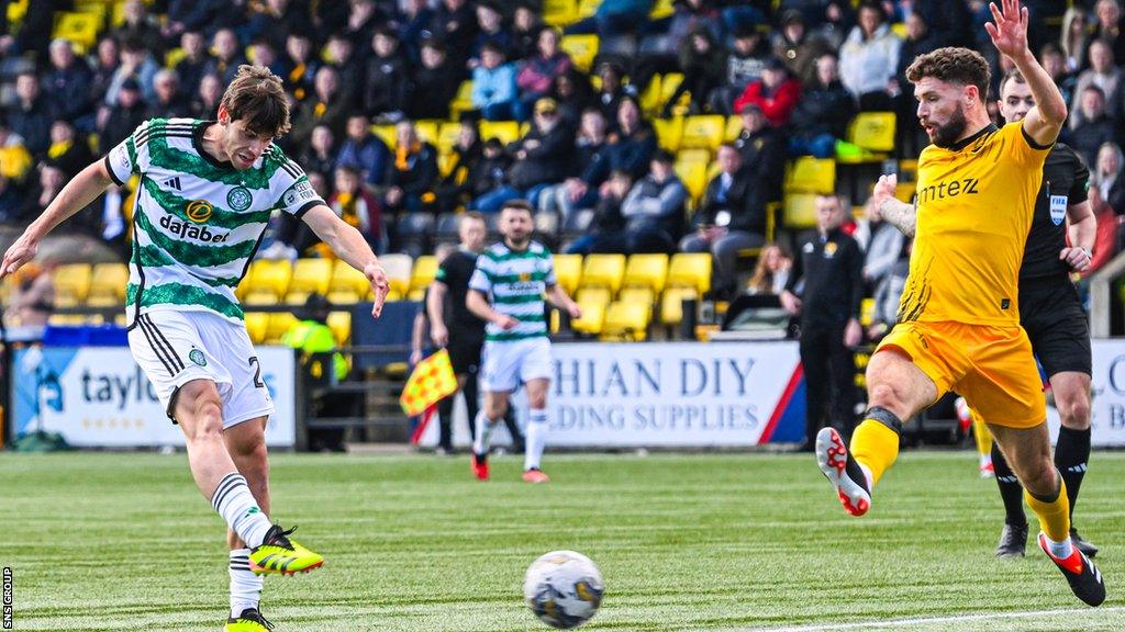 Paulo Bernardo strikes to make it 2-0 in West Lothian