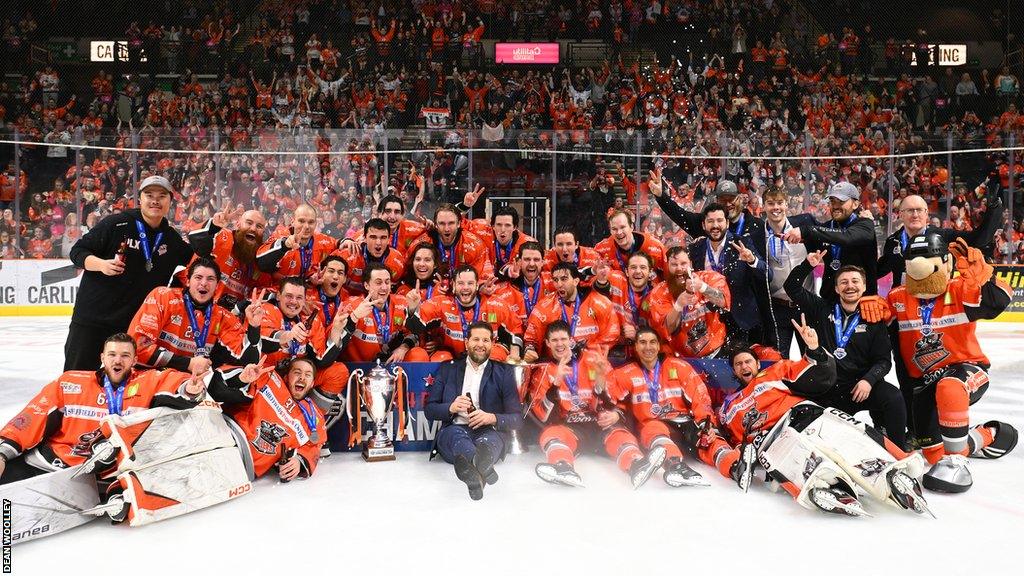 Sheffield Steelers celebrate their Elite League title