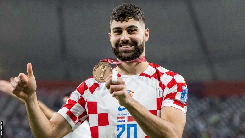 Josko Gvardiol: RB Leipzig want at least 100m euros for Man City target -  BBC Sport