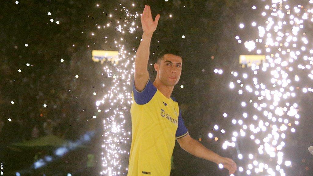 Al Nassr unveil new signing Cristiano Ronaldo