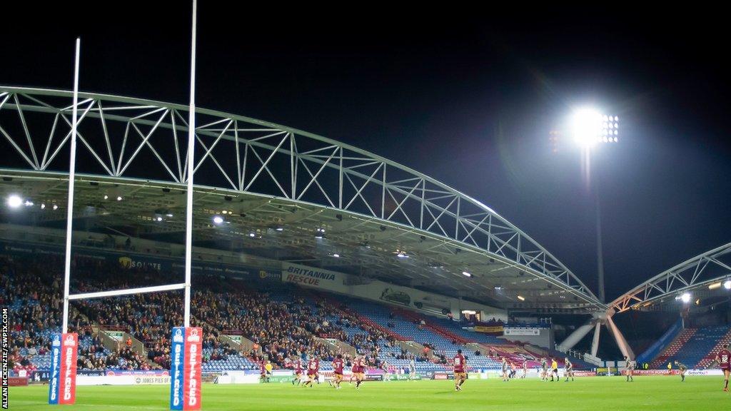 Huddersfield Giants' posts at John Smith's Stadium