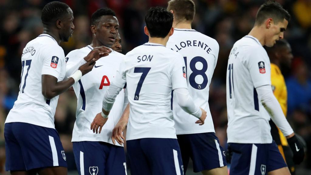 Spurs players celebrate