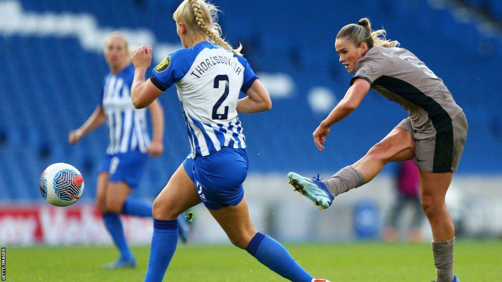 Grace Clinton scores for Tottenham at Brighton