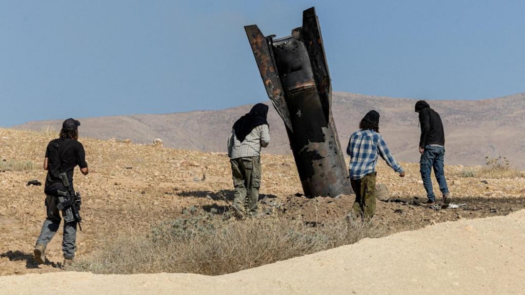 Iran Halts Missile Campaign Against Israel, Signaling a Fragile De‑Escalation