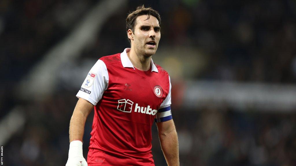 Matty James playing for Bristol City