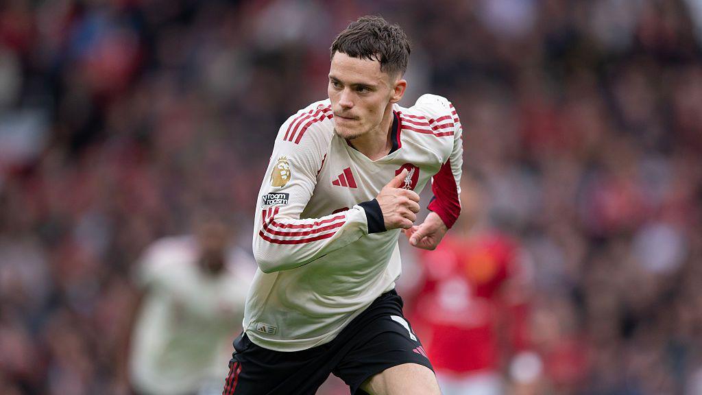 Florian Wirtz in action for Liverpool. 