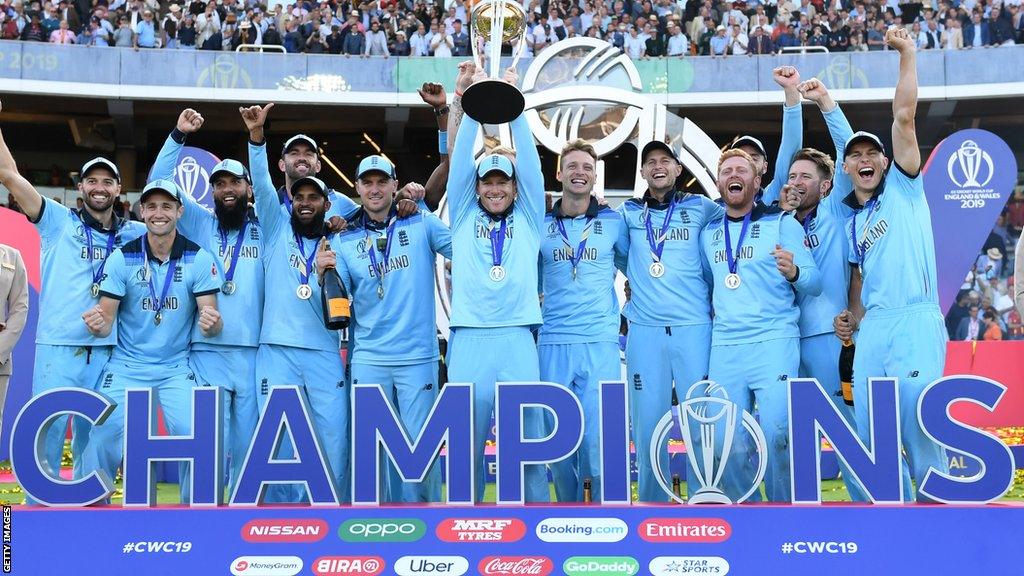 England celebrate winning the 2019 Men's World Cup