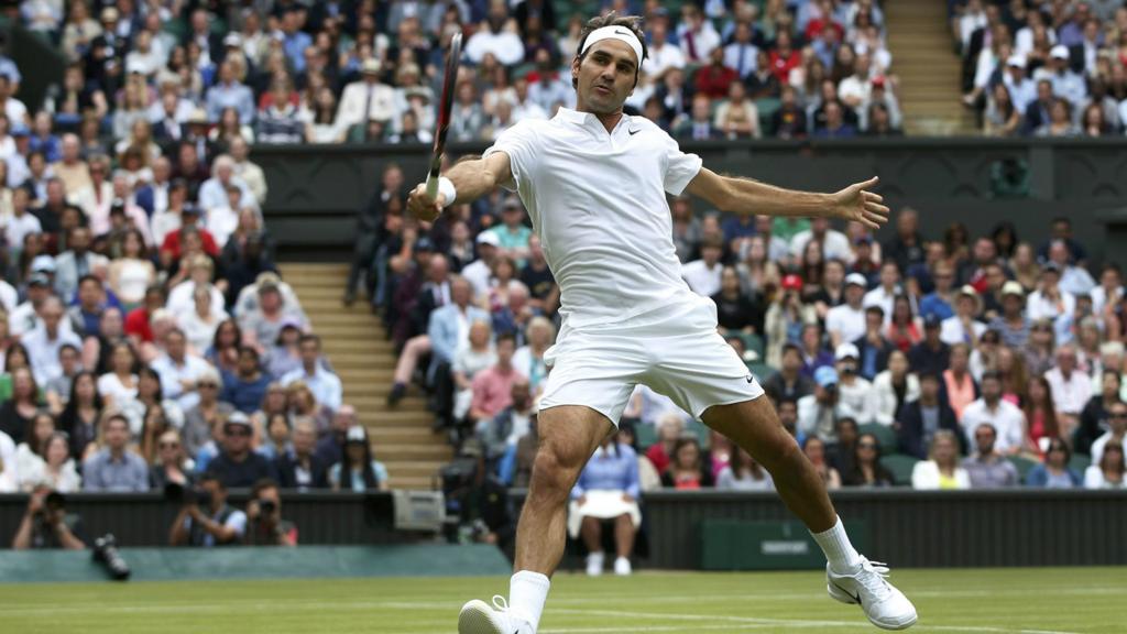 Roger Federer in action