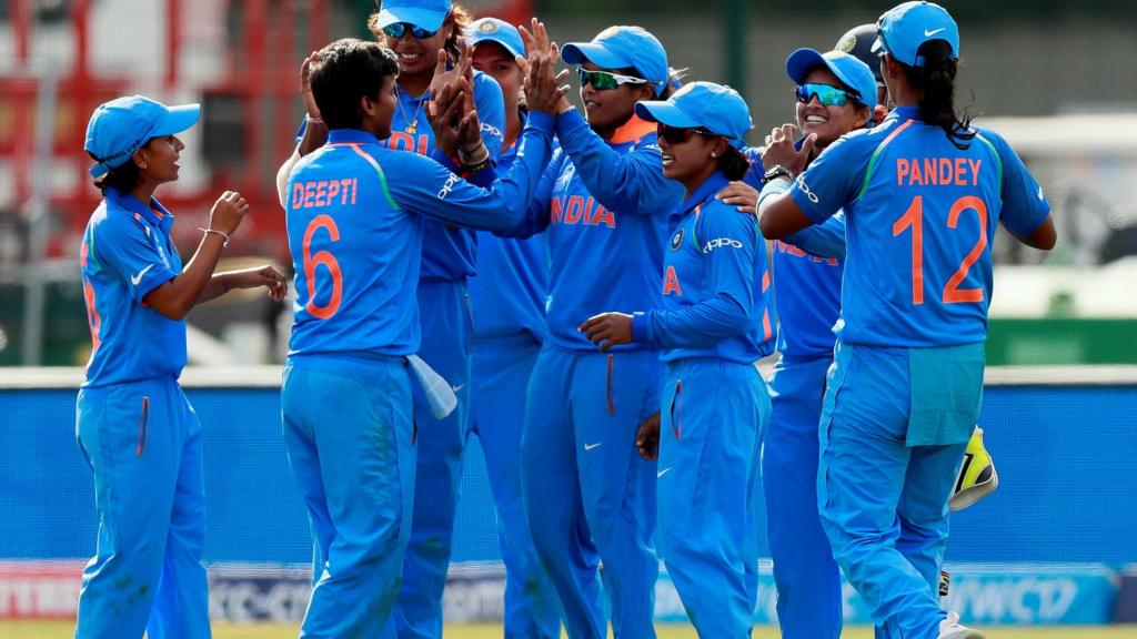 India celebrate beating England