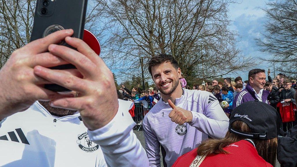 Manchester United midfielder Mason Mount